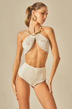 Cargar imagen en el visor de la galería, Model Front: Empress Set Set Offwhite Bardot