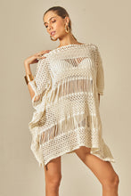 Cargar imagen en el visor de la galería, Model Front: Empress Kaftans / Cover Ups Offwhite Tunica Nikki