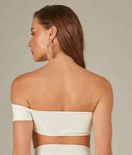 Cargar imagen en el visor de la galería, Model Back: Empress Top Top Biquini Suzy Textura Flat Off White