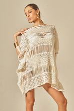 Cargar imagen en el visor de la galería, Model Front: Empress Kaftans / Cover Ups Offwhite Tunica Nikki