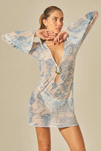 Cargar imagen en el visor de la galería, Model Front: Empress Mini Dress Sereia Short Sixty Dress