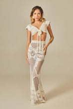 Cargar imagen en el visor de la galería, Model Front: Empress Beach Top Beach Top Cherie Sixty Off White Lace