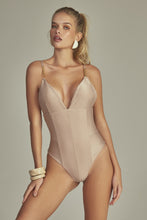 Cargar imagen en el visor de la galería, Model Front: Empress One-Piece Nice Body Nude