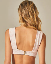 Cargar imagen en el visor de la galería, Image 04: Empress Top Top Hoop Sloane Pink Tweed Texture