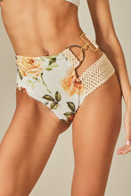 Cargar imagen en el visor de la galería, Gallery: Empress Bottom Bottom Sloane Rose Print
