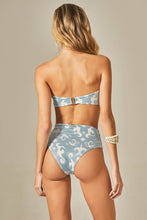 Cargar imagen en el visor de la galería, Model Back: Empress Bottom Bottom Melanie Dark Western
