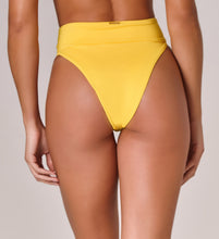 Cargar imagen en el visor de la galería, Bottom Biquini Off Shoulder Amarelo
