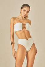 Cargar imagen en el visor de la galería, Model Front: Empress Bottom Bottom Offwhite Bossa
